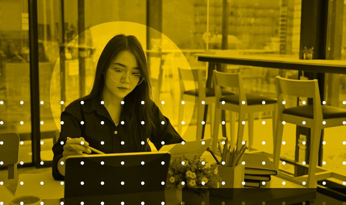 Why a Weekly Newsletter is Essential for Building Trust and Credibility