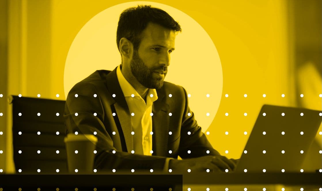 The New Era of Sales: Blending Traditional Skills with Digital Tools