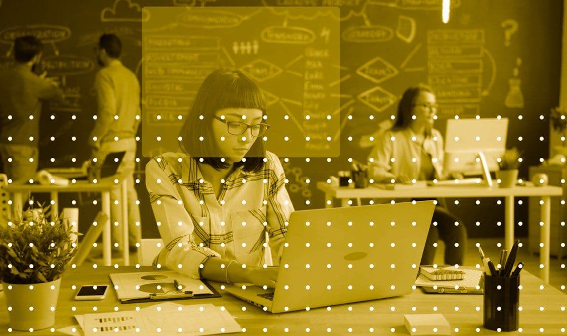 Fintech Brand Positioning: How to Stand Out in a Crowded Market Without Sounding Like Everyone Else